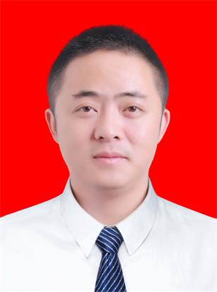 杨健.jpg